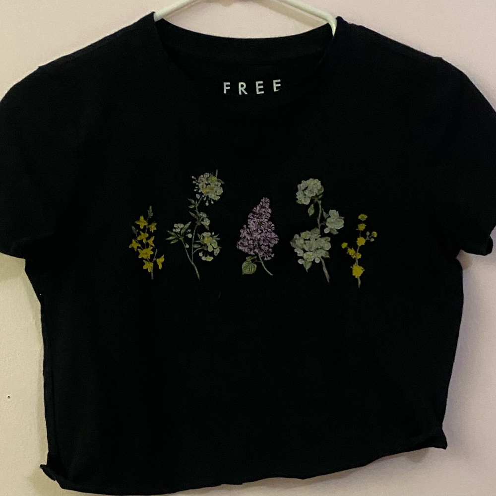 cropped tee with floral designs on front